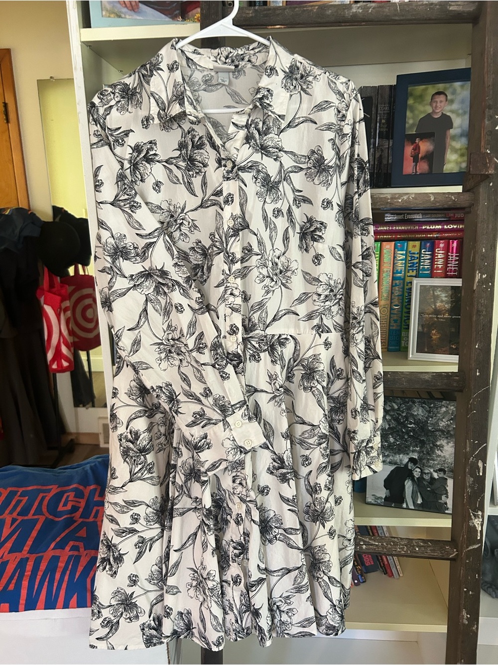 a new day Black & White Floral Long Sleeve Button-Front Dress